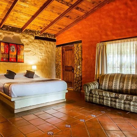 Zapotlanejo Hotel Hacienda Coyotes المظهر الخارجي الصورة