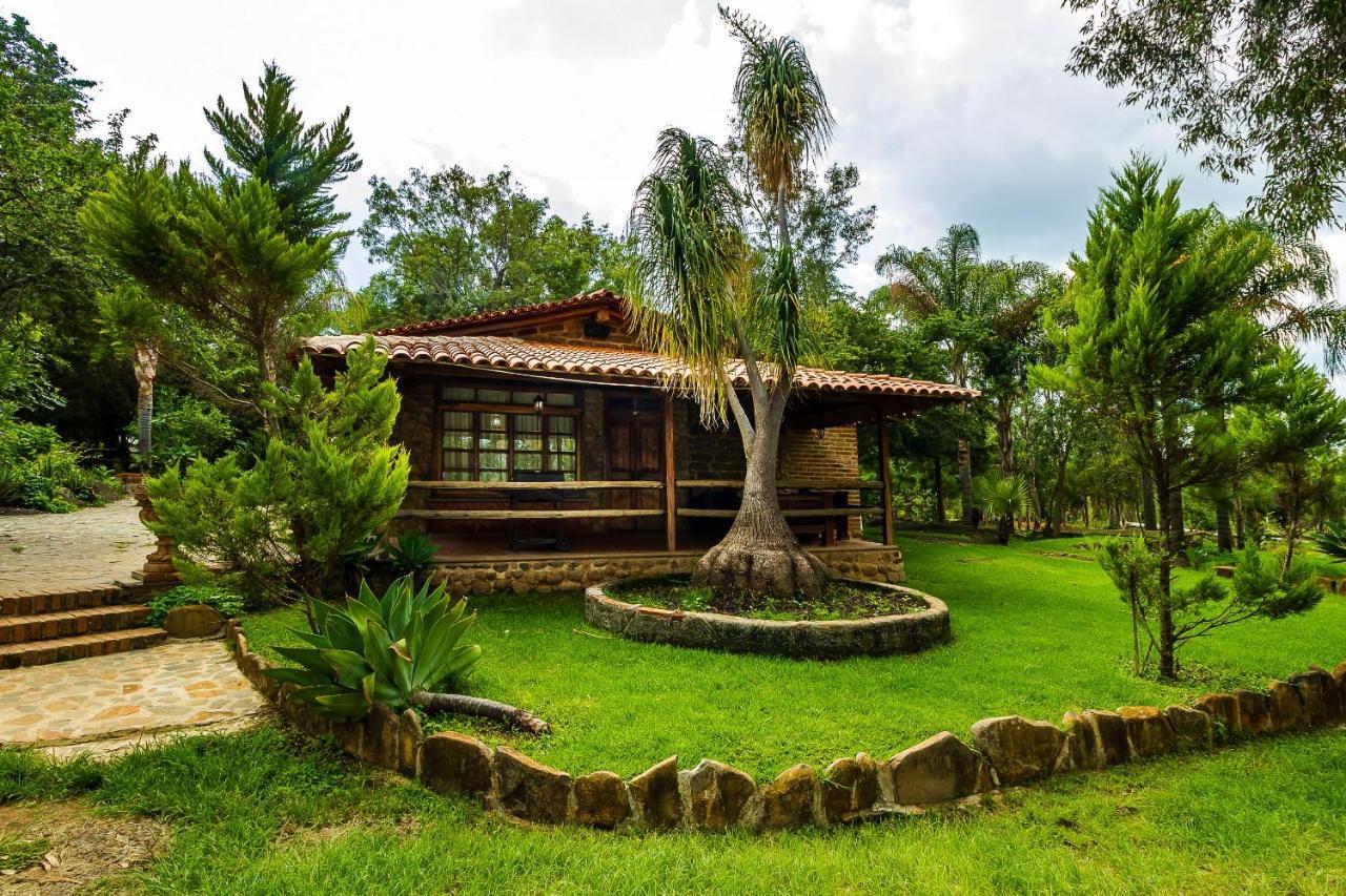Zapotlanejo Hotel Hacienda Coyotes المظهر الخارجي الصورة